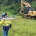 PGP mengerahkan alat berat untuk membantu keruhkan sedimentasi di hulu air bersih.(Foto PGP)