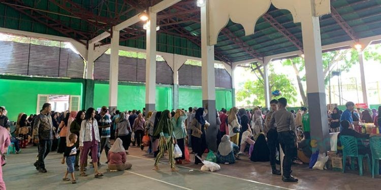 Pasar murah yang berlangsung di Kecamatgan Limboto, Kabupaten Gorontalo, Kamis (6/3/2025)