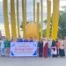 Pembagian takjil di Kawasan Pohon Cinta, Minggu (23/3/2025) (Istimewa)
