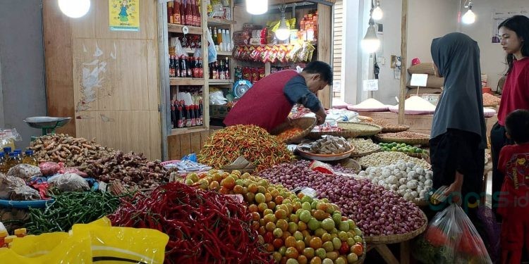 Pertengahan Ramadan, Harga Cabai Rawit di Gorontalo Mendekati Rp100 Ribu per Kilogram