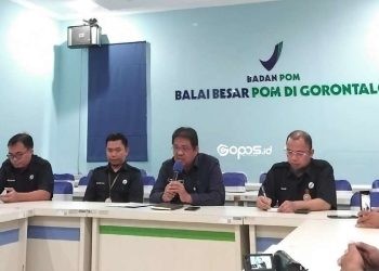 BPOM Gorontalo saat melaksanakan Konferensi pers di Kantor BPOM Gorontalo, Senin (28-4-2025). Gina/Gopos