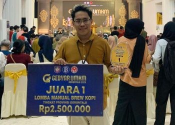Ahmad Sahabi, Barista NR Coffe itu berhasil meraih Juara I dalam Lomba Manual Brew Kopi tingkat Provinsi Gorontalo yang diselenggarakan oleh Bank Indonesia (BI).
