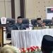 Bupati Pohuwato, Saipul Mbuinga, memberikan sambutan penyampaian nota pengantar LKPJ Kepala Daerah Tahun Anggaran 2024, yang digelar di ruang sidang DPRD Pohuwato, Senin (14/04/2025) (Iwan Humas Pemda Pohuwato)