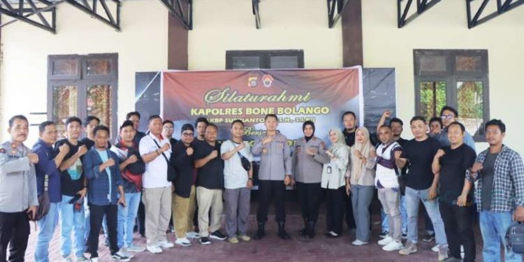 Polres Bone Bolango melaksanakan silahturahmi bersama awak media, Rabu sore (23-4-2025).