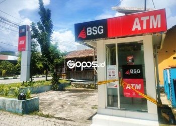 Satu unit mesin ATM Bank Sulut Go (BSG) di Kompleks Dinas Pendidikan Kabupaten Bone Bolango nyaris dibobol maling, Senin pagi (7-4-2025).