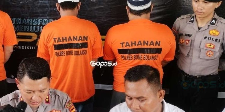 Dua warga Kota Gorontalo berhasil ditangkap satuan reserse narkoba polres Bone Bolango karena kedapatan memakai sabu-sabu.