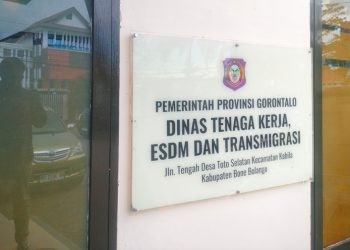 Kantor Disnakertrans Provinsi Gorontalo.(Foto Putra Gopos)