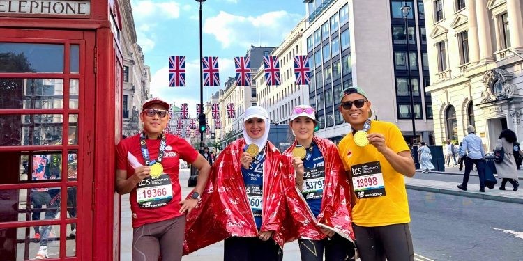 4 pelari dari The Gorontalo Runners yang mengikutinya & berhasil finish di event yang tahun ini merupakan penyelenggaraan tahun ke 45. Merela  Olis Eraku yang juga Capten The Gorontalo Runners, Agus Lahinta, Monica Kambey & Alpharo Phay.