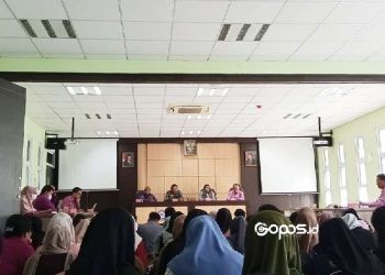Fakultas Sastra dan Budaya (FSB) Universitas Negeri Gorontalo (UNG) terus memperkuat pelaksanaan Program Kartu Indonesia Pintar Kuliah (KIP-K) melalui monitoring dan evaluasi (MONEV) rutin tiap semester.