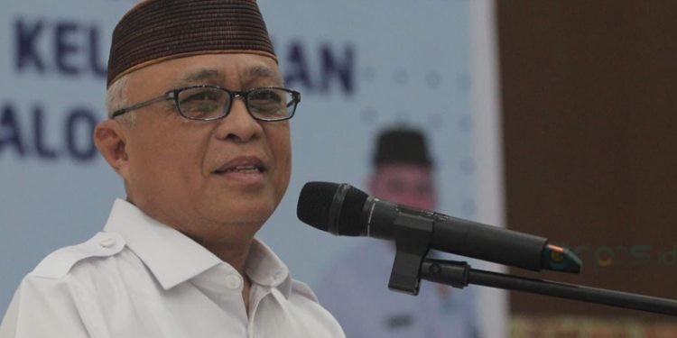 Bupati Gorontalo, Sofyan Puhi.