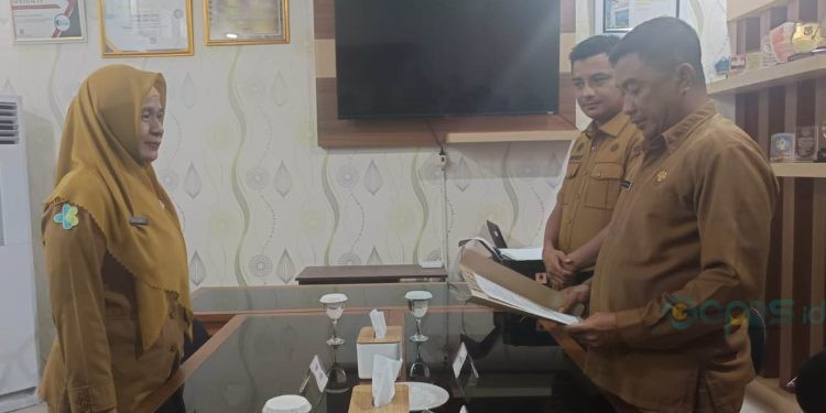 Direktur Administrasi Keuangan RS Dunda Limboto, Ulfa Domili untuk menggantikan dr. Alaludin Lapananda sebagai Direktur RS Dunda Limboto