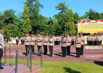 upacara serah terima jabatan Kasat Resnarkoba, Kasat Reskrim, Kasat Samapta, Kasat Lantas, Kapolsek Tapa dan Pelantikan Kasiwas di Polres Bone Bolango, Rabu pagi (7-5-2025).