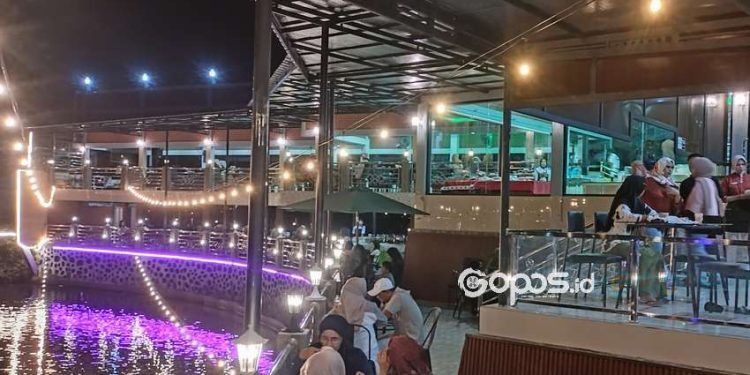 Resto kekinian kembali hadir di Wilayah Bone Bolango. Onato By Swiss 18, hadir untuk masyarakat Bone Bolango