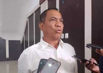 Wakil Ketua DPRD Kota Gorontalo Rivai Bakusu.