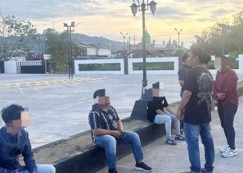 debt collector yang diduga melakukan penarikan kendaraan secara paksa kendaraan milik konsumen diamankan Polresta Gorontalo Kota, Jumat (16/05/2025). (foto.istimewa)