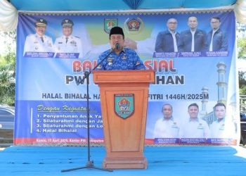 Bupati Taufik Hadiri Baksos PWI Asahan 2025