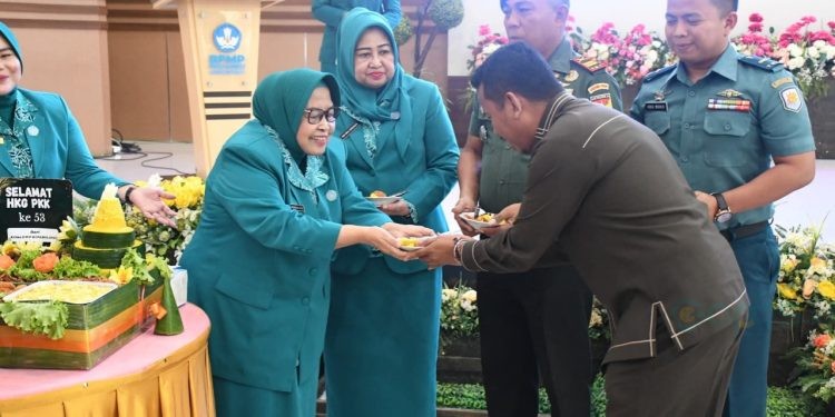 Ketua DPRD Bonebol Ikuti Hari Kesatuan Gerak PKK, Ingatkan Persatuan Daerah 