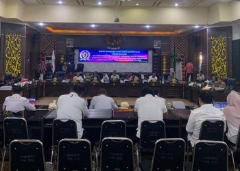 Rapat Banggar membahas KUPA-PPAS APBD Perubahan 2025.