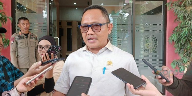 Ketua DPRD Kota Gorontalo, Irwan Hunawa