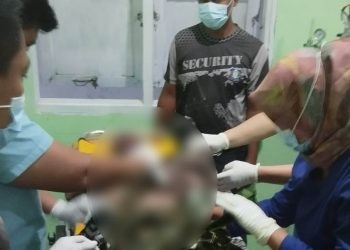 Mayat pria tak dikenal saat di bawa ke RS Tombulilato.(F. istimewa)