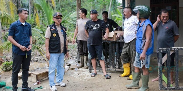Wakil Bupati (Wabup) Pohuwato, Iwan S. Adam, melakukan peninjauan sejumlah lokasi terdampak di wilayah Kecamatan Wanggarasi dan Lemito, Sabtu (21/6/2025).
