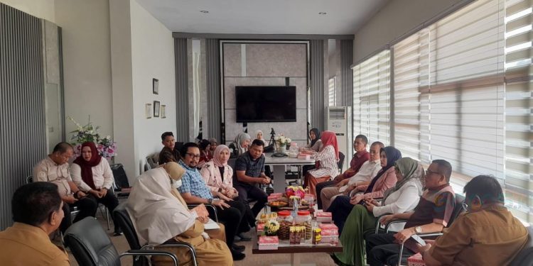 Reses masa sidang tahun anggaran 2025 di Disdikpora Provinsi Gorontalo, Dapil Gorontalo 1. (foto.isno/gopos)