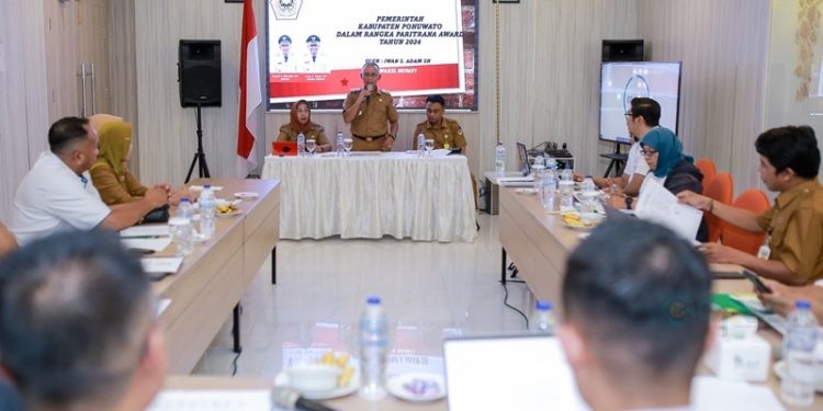 Pemkab Pohuwato ikut wawancara penilaian Paritrana Award 2024, berlangsung di Hotel Julia, Senin (30/06/2025) (Razak Ptokopim Pohuwato)