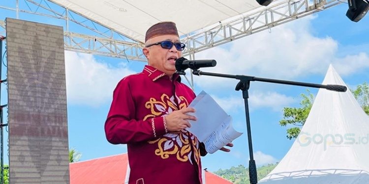 Bupati Gorontalo Sofyan Puhi.