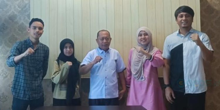 UNG akan mengirimkan tiga mahasiswa terbaiknya dalam program KKN Kebangsaan yang dilaksanakan di Sulawesi Selatan.(F. UNG)