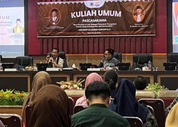 Kuliah umum Dr. Ibrahim di Program Studi Hukum Pascasaraja UNG, Sabtu (19/7/2025)