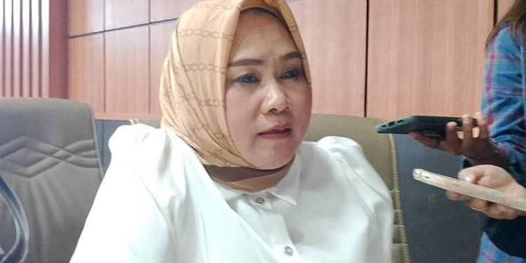 Ketua Komisi II DPRD Kota Gorontalo Yolan Polontalo.