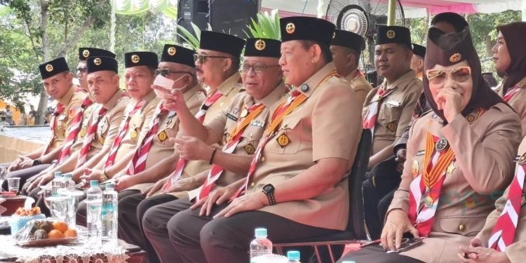 Bupati Gorontalo, Sofyan Puhi bersama unsur Forkopimda pada bumi perkemahan di Bongohulawa (Kamis/21/8/2025)