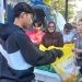 Gerakan Pangan Murah oleh Bulog dan Polresta Gorontalo Kota yang berlangsung di depan Rumah Dinas Gubernur Gorontalo dalam rangka menjaga lonjakan harga bahan pokok terutama harga beras
