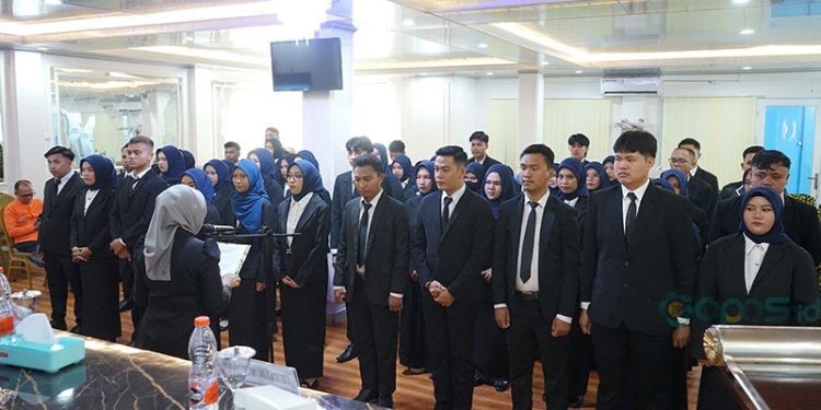 Pengukuhan 54 mahasiswa pada Yudisium Gelombang I Tahun 2025 di Aula Inovasi UNBITA, Sabtu (30/8/2025).