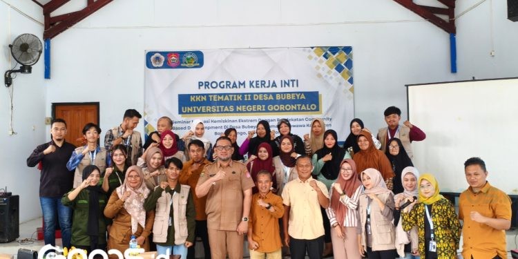 Mahasiswa KKN Tematik II Desa Bubeya Kabupaten Bone Bolango Sosialisasi Mitigasi Kemiskinan Ekstrim dan Cegah Pernikahan Dini