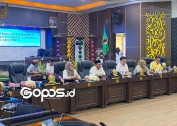 Komisi II DPRD Kota Gorontalo pembahasan terkait evaluasi pendapatan asli daerah semester II (Rabu/24/9/2025).