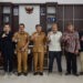 Pelepasan 10 peserta Rembug Utama dan Expo Nasional, berlangsung di ruang kerja Bupati Pohuwato, Saipul Mbuinga, Seni  (15/09/2025) (Sadrin Prokopim Pohuwato)