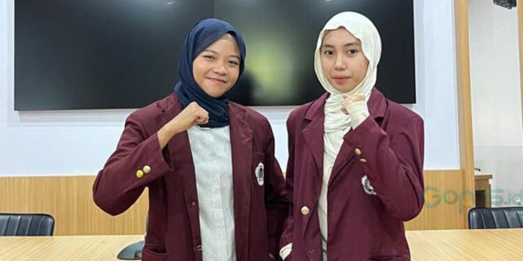 Nurul Nasiroh Ali dan Sitti Nurhaliza Latama Mahasiswa Fakultas Teknik dan Mahasiswa Fakultas Ilmu Sosial perwakilan UNG yang akan tampil di NUDC tingkat Nasional