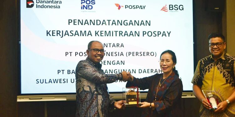 Penandatangan Perjanjian Kerjasama (PKS) layanan Pospay oleh PT Pos Indonesia dan PT Bank SulutGo/BSG.