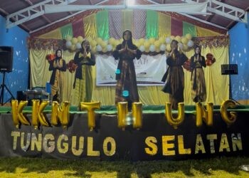 Mahasiswa Kuliah Kerja Nyata (KKN) Tematik II Universitas Negeri Gorontalo (UNG) bersama masyarakat setempat menggelar acara penutupan bertajuk “Mewarnai Desa dengan Semarak Kegiatan Bersama.”