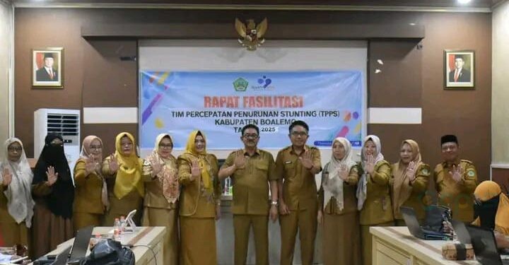 Bupati Boalemo, Rum Pagau usai memimpikan rapat Fasilitasi Tim Percepatan Penurunan Stunting (TPPS) Kabupaten Boalemo, di aula Bappeda, Senin (27/10/2025) (Istimewa)