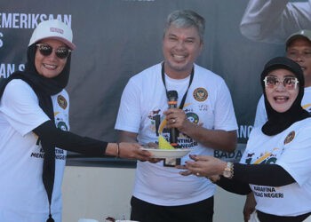 Rangkaian kegiatan Hari Karantina ke-148 yang dilaksanakan oleh Balai Karantina Gorontalo. Di antaranya pemotongan tumpeng yang dilaksanakan oleh Kepala Karantina Gorontalo, Iswan Haryanto.