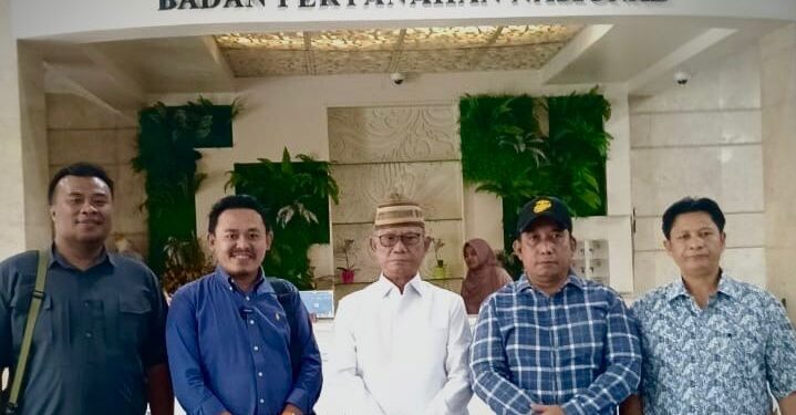 Bupati Bone Bolango, Ismet Mile, melakukan kunjungan kerja ke Kementerian Agraria dan Tata Ruang/Badan Pertanahan Nasional (ATR/BPN) RI, Jumat (10/10/2025).