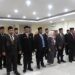 Sebanyak 24 Pejabat Pimpinan Tinggi Pratama di Lingkungan Pemerintah Kabupaten Bone Bolango resmi dilantik dan diambil sumpah oleh Bupati Bone Bolango, Ismet Mile, di Ruang Lupa Lelah, Kantor Bupati Bone Bolango, Senin (20/10/2025). (Foto AKP/Diskominfo)