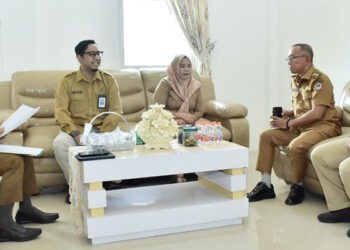 Bupati Pohuwato, Saipul Mbuinga, didampingi Wakil Bupati, Iwan Adam, menerima kunjungan BPOM Gorontalo, Selasa (18/11/2025) (Iwan Karim Prokopim Pohuwato)
