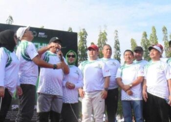 Bupati Boalemo, Rum Pagau me-launching Boalemo Runfest 2025 yang digelar di Alun-alun Tilamuta.