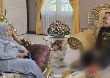 Wakil Gubernur Gorontalo ketika menerima kunjungan Kadis Pora Danial Ibrahim ke rumah Wakil Gubernur.