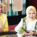 Meyke Camaru (kiri) bersama Idah Syahidah (kanan) saat pelaksanaan Musda Golkar Kota Gorontalo di Grand Q Hotel, Kota Gorontalo, Kamis (18/12/2025). (Foto: Abink/Habari.id)