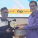 Founder Gopos.id Andi Aulia Arifuddin ketika menerima penghargaan dari Kantor Bahasa Provinsi Gorontalo sebagai terbaik I pada kegiatan Apresiasi Penghargaan Wajah Bahasa Lembaga Tahun 2025 kategori Instansi Swasta