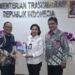 Bupati Gorontalo Utara, Thariq Modanggu saat menyerahkan proposal bantuan ke Kementrian Transmigrasi di Kalibata, Jakarta pada Rabu (3/12/2025)